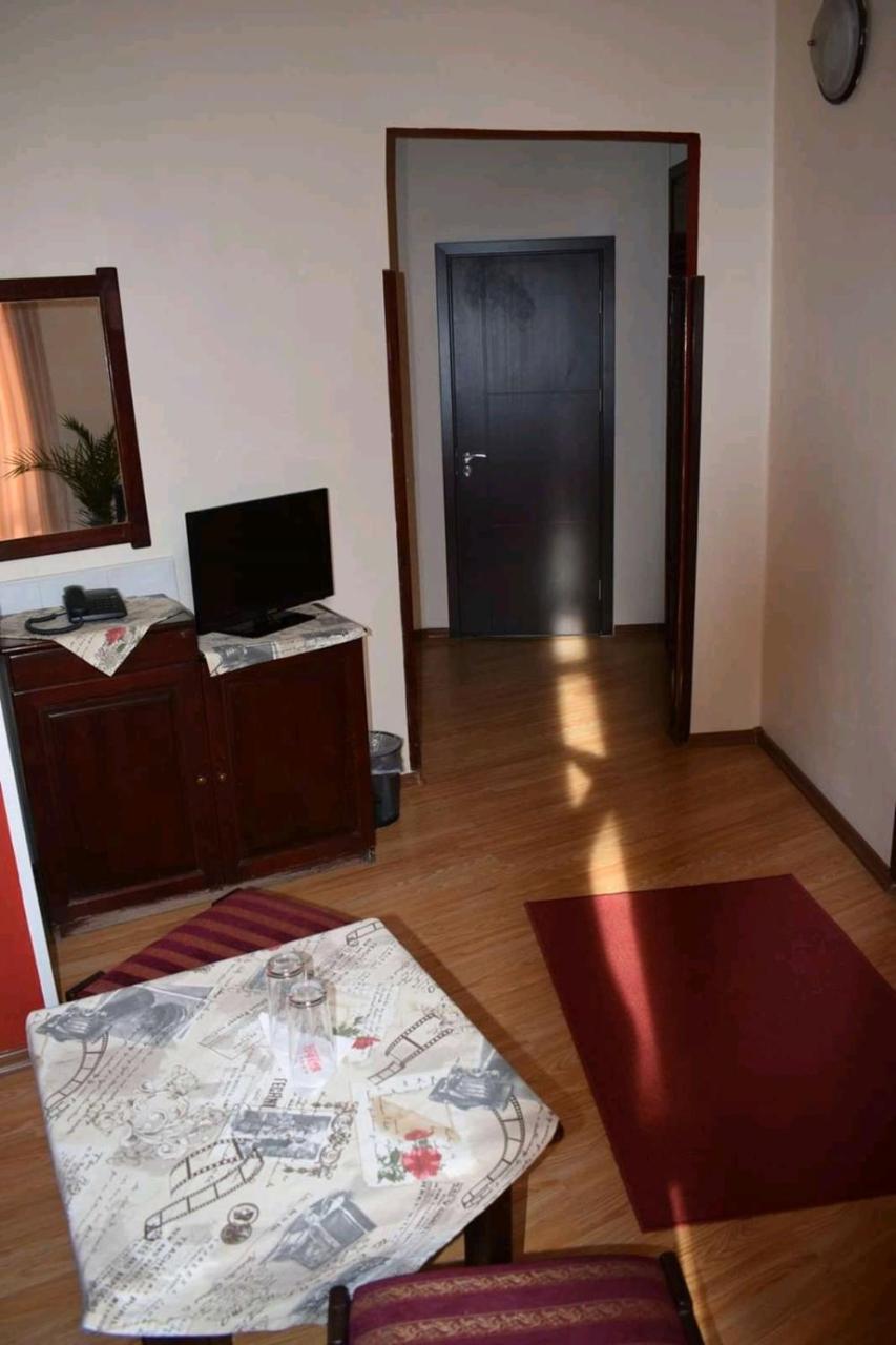 Hotel Trakia プロヴディフ エクステリア 写真